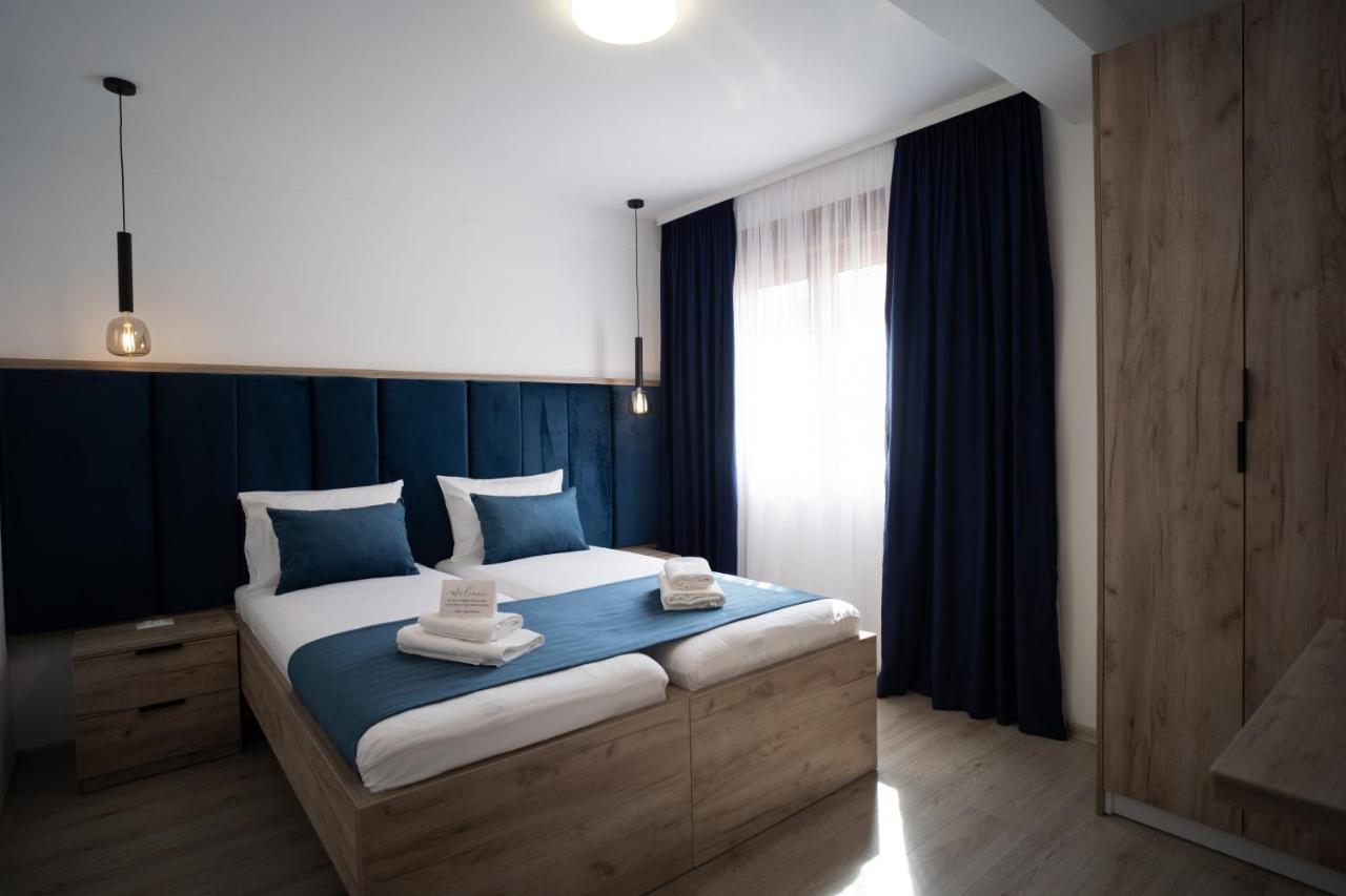 Apartments And Rooms Smile Mostar Exterior photo
