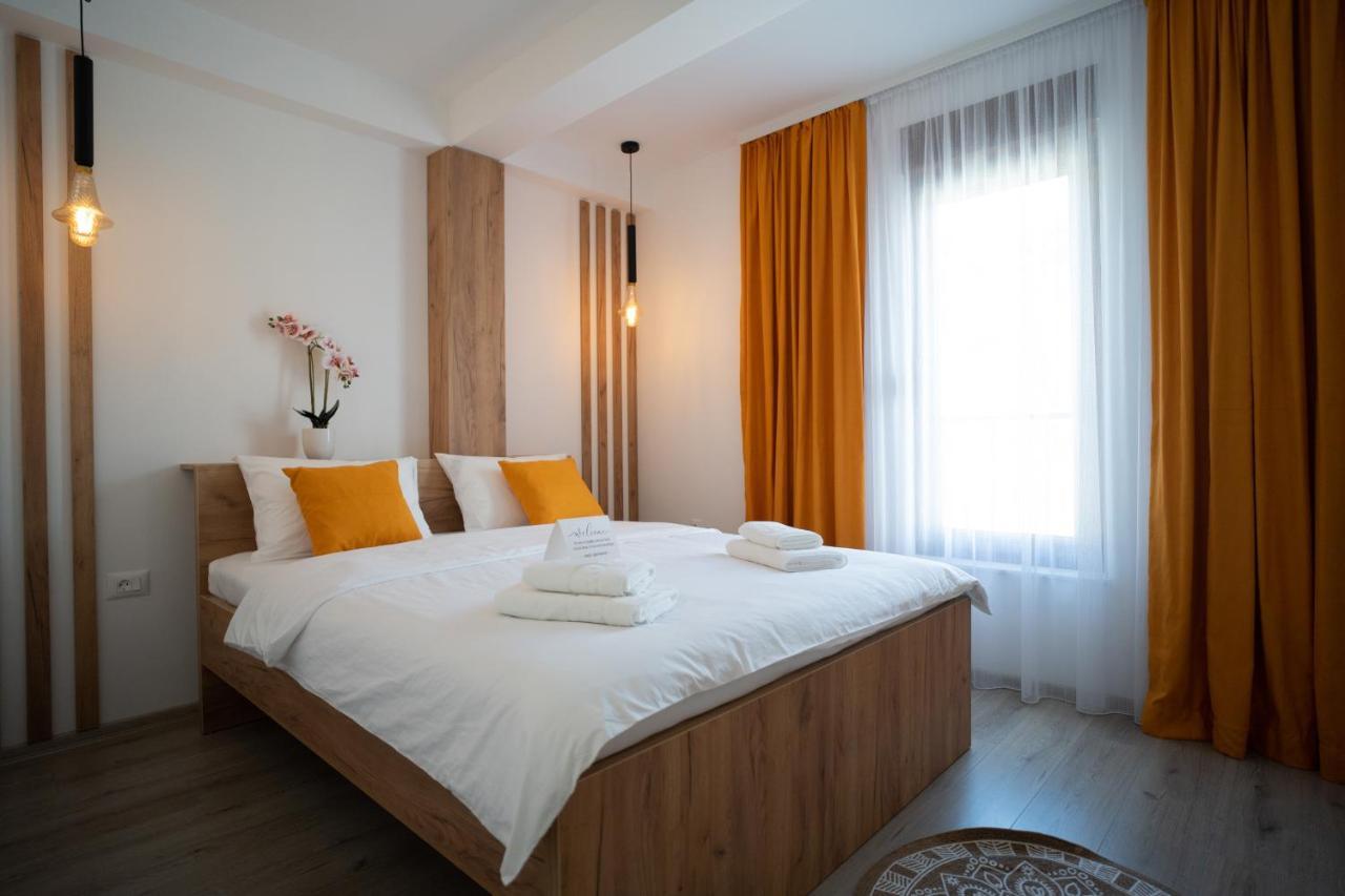 Apartments And Rooms Smile Mostar Exterior photo
