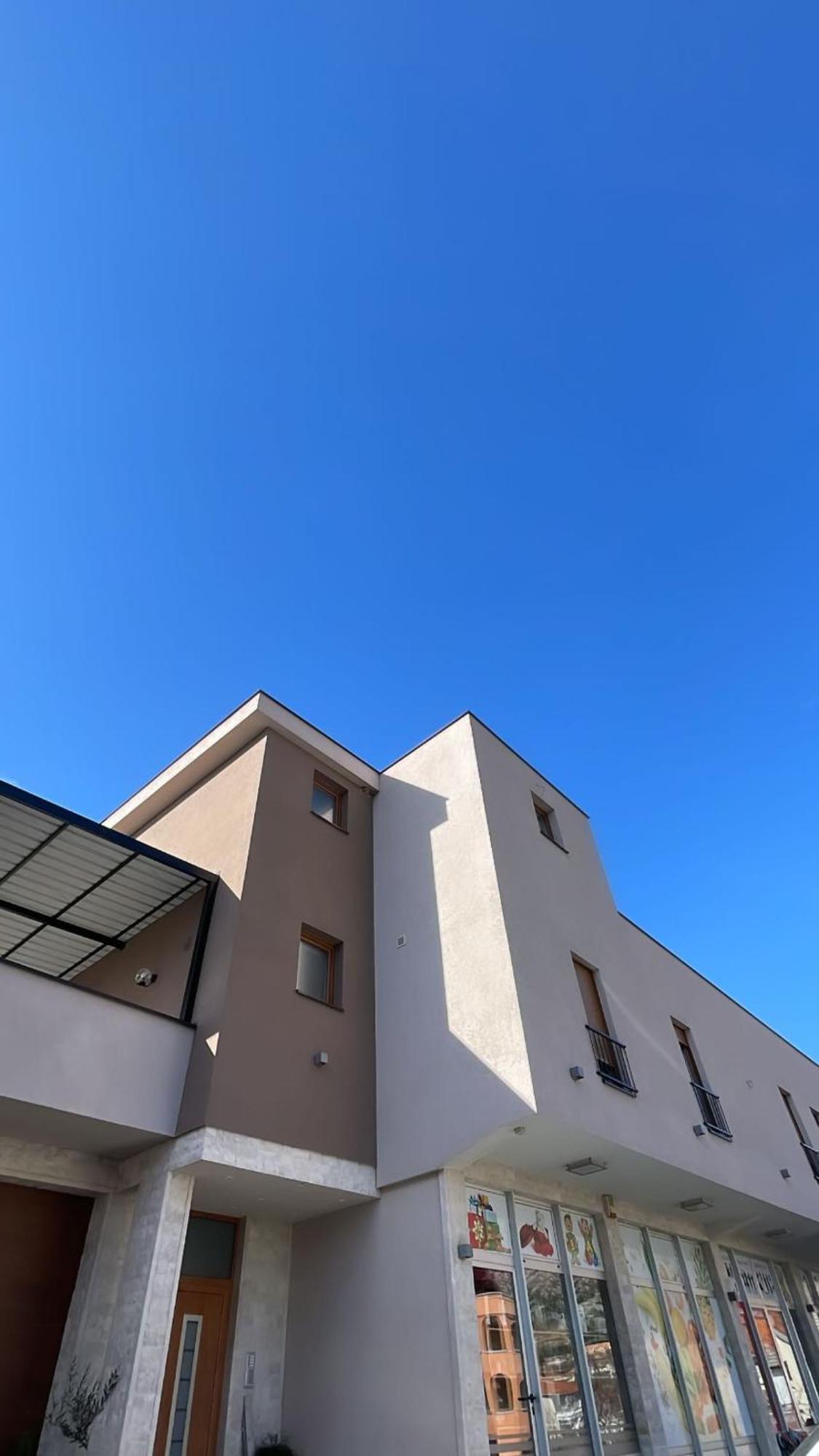 Apartments And Rooms Smile Mostar Exterior photo
